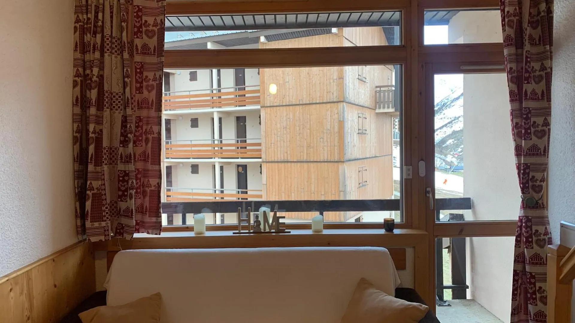 Appartement Pour 6 Personnes Au Pied Des Pistes Au Calme Aux Menuires Les Asters Saint-Martin-de-Belleville Frankrijk