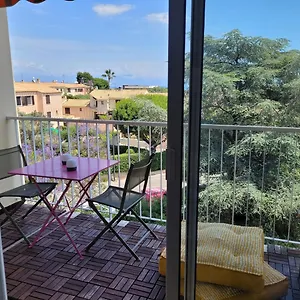 https://le-beauvallon.fr-provencehotel.com